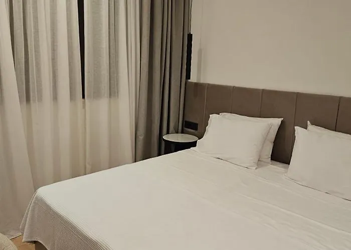 S & E Luxury Residences Lägenhet