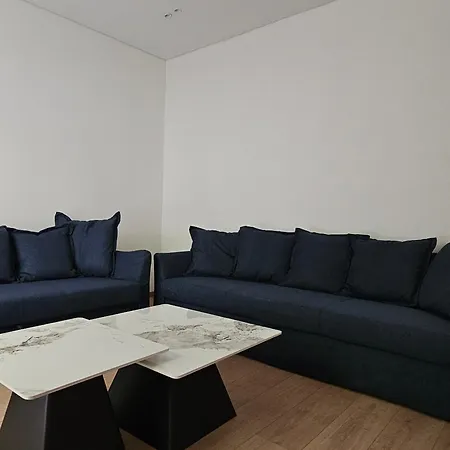 S & E Luxury Residences شقة